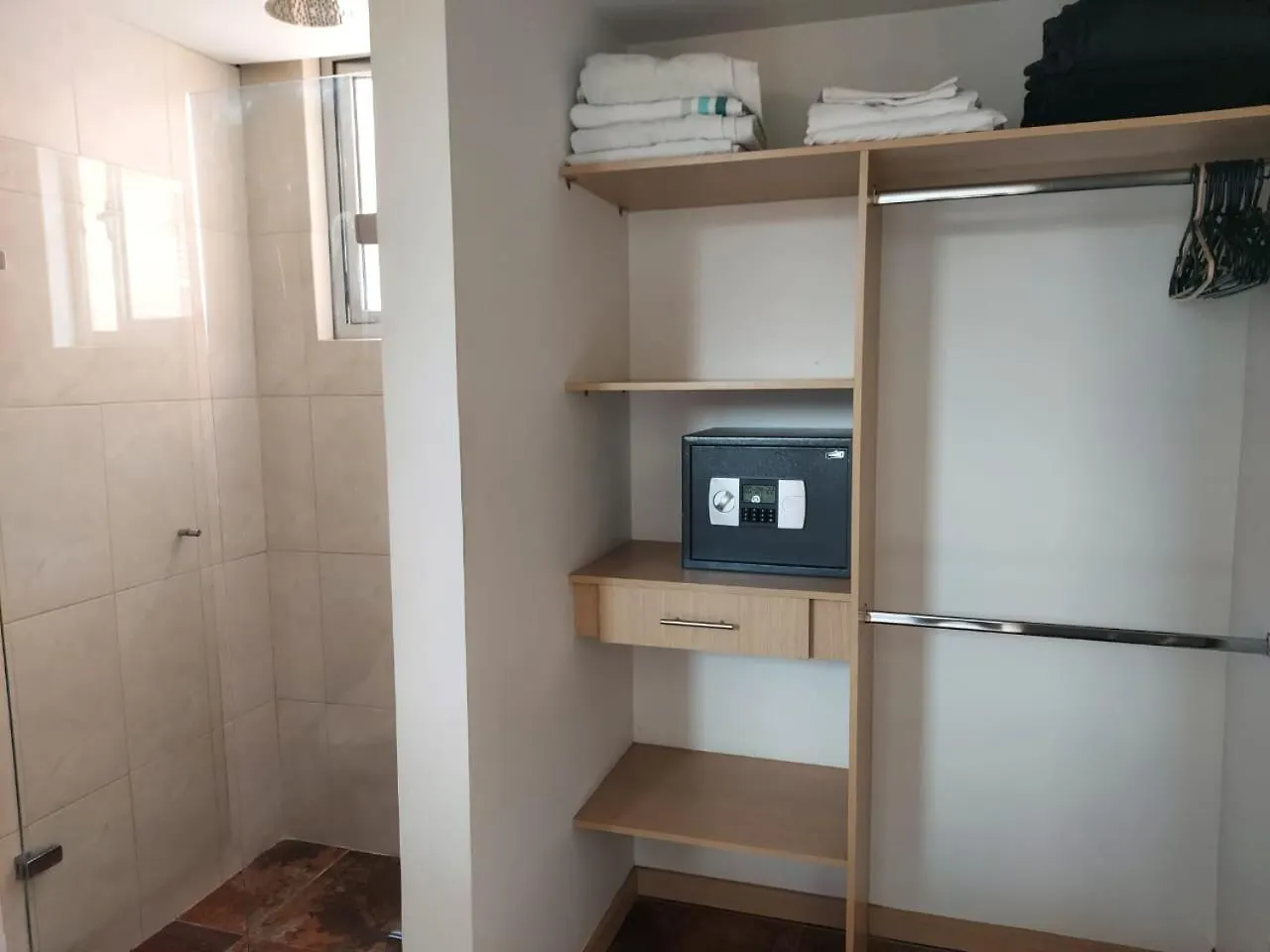 Great Comfortable, Laureles-La 70-Medellin Gem Colombia